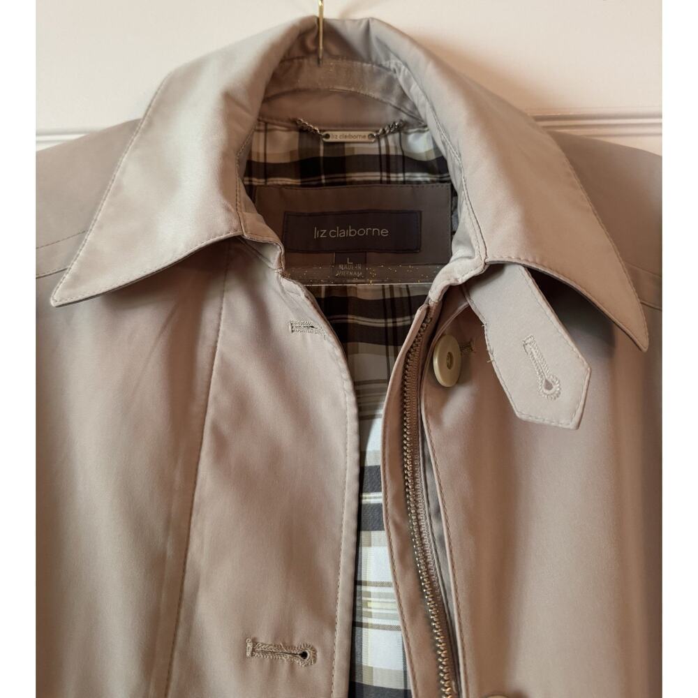 Liz Claiborne Women’s Trench Coat Size L Tan - Picture 3 of 10